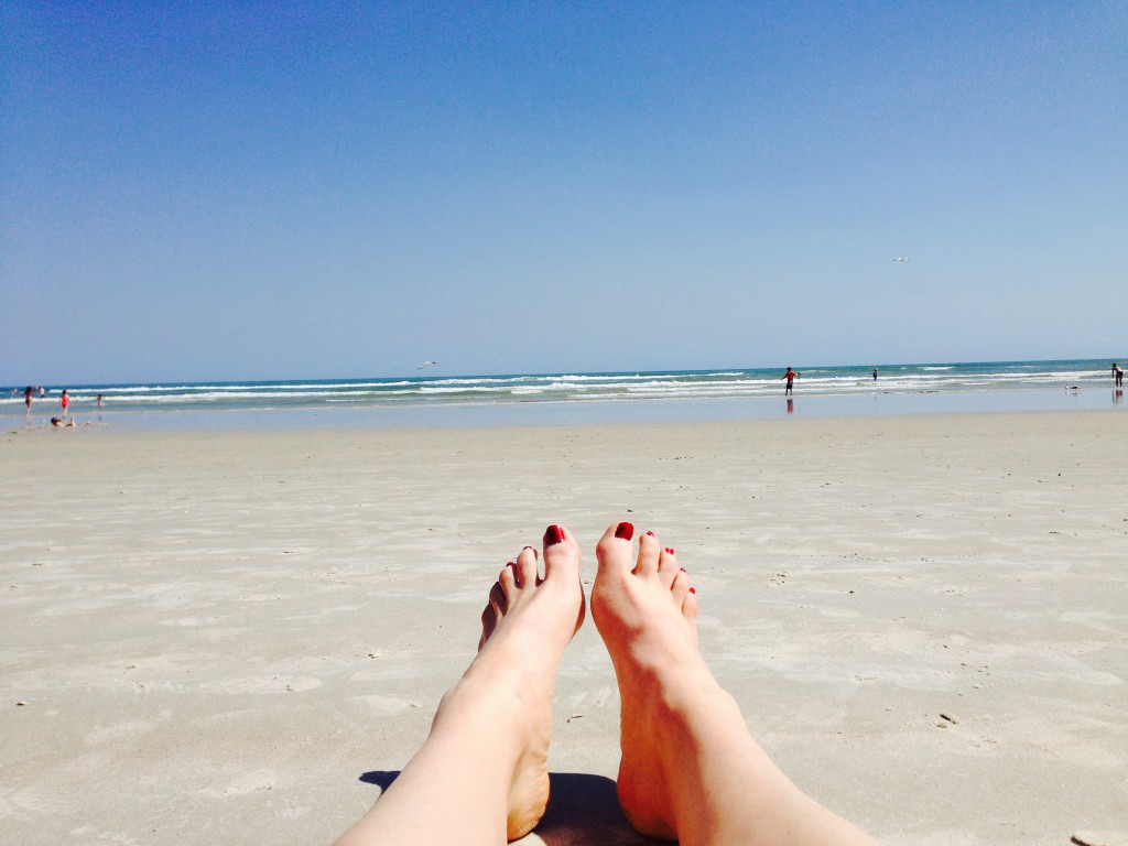 kelly beach feet
